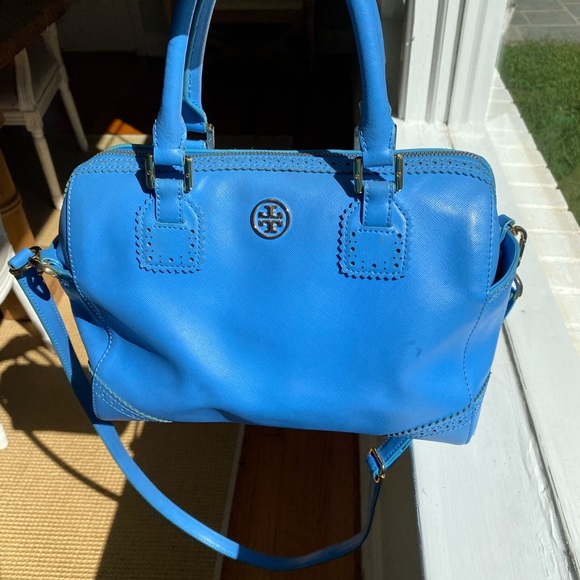 Tory Burch - Cornflower blue handbag. Beautiful color. Used condition. - Picture 3 of 10